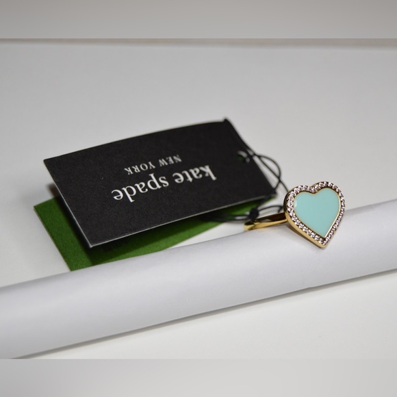 Kate Spade ‘Take Heart Ring’ gold tone, brand new, size US 7 ring - Picture 6 of 8